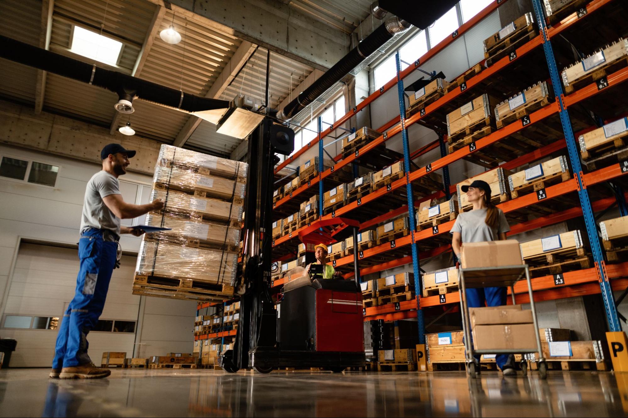 7 common e-commerce fulfillment challenges (and how a 3PL can solve them)